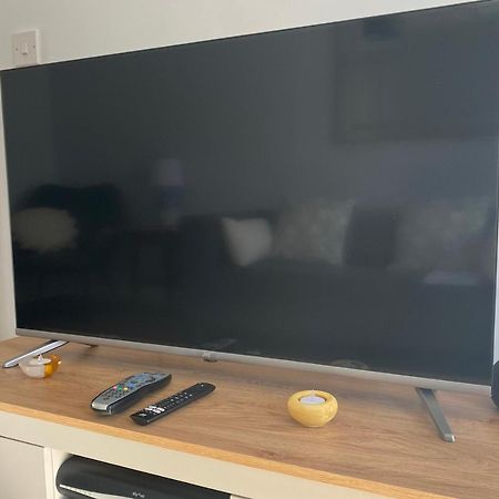 Lovely 2 Bedroom, 2 Bathroom House With Parking. 플리머스 외부 사진