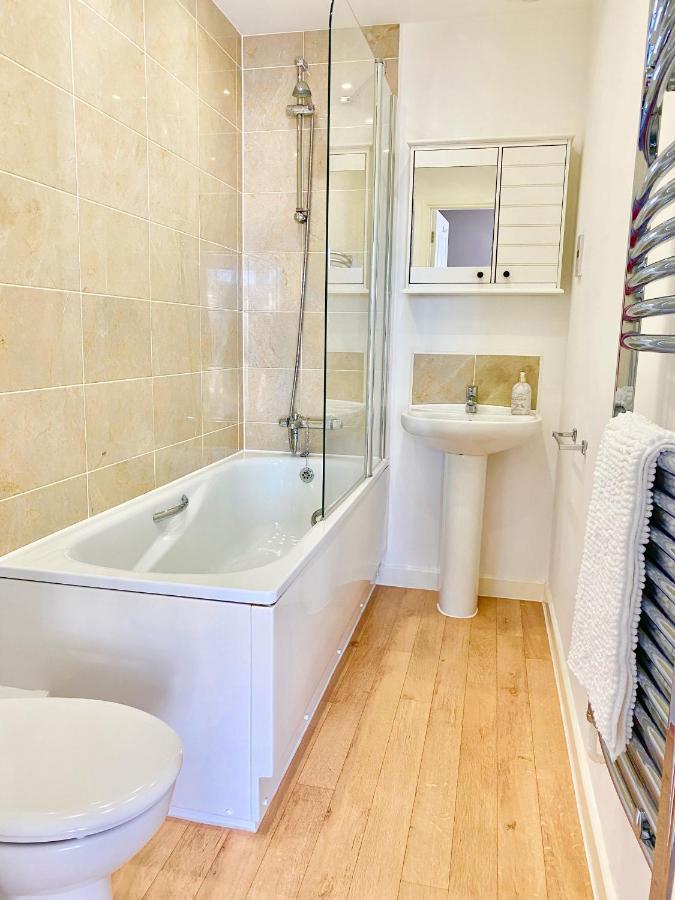 Lovely 2 Bedroom, 2 Bathroom House With Parking. 플리머스 외부 사진