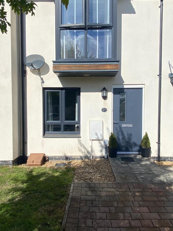 Lovely 2 Bedroom, 2 Bathroom House With Parking. 플리머스 외부 사진